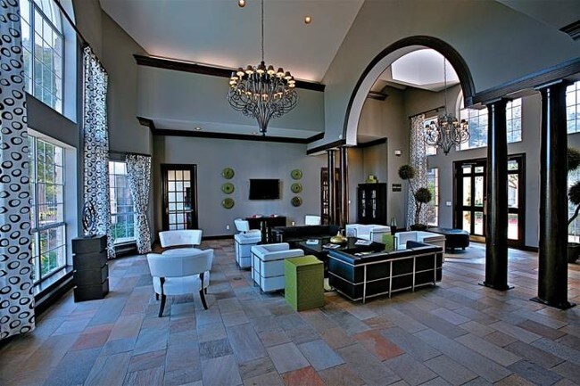 Building Photo - 2 bedroom in Austin TX 78705