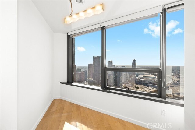 Building Photo - 1100 Wilshire Blvd