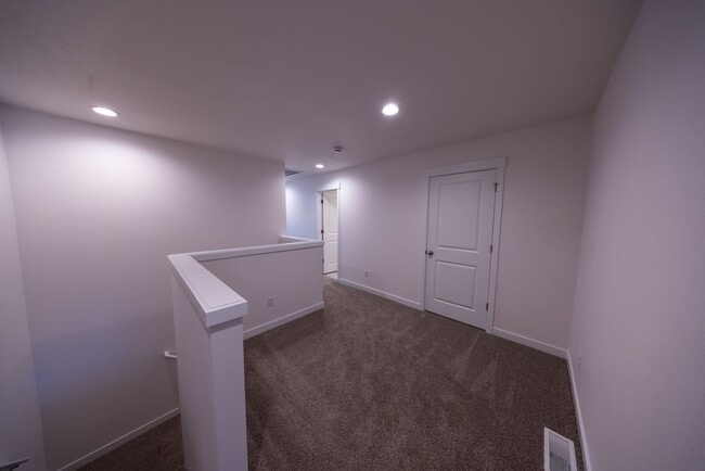 Building Photo - Brand New! - 3 Bedroom Townhome in Vancouv...