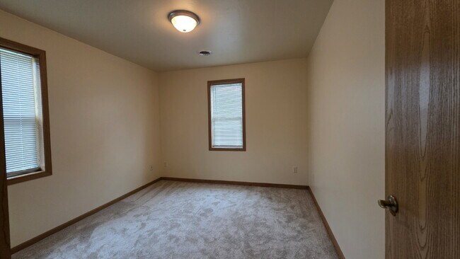 Building Photo - Charming 2 Bedroom  in the Heart of Black ...