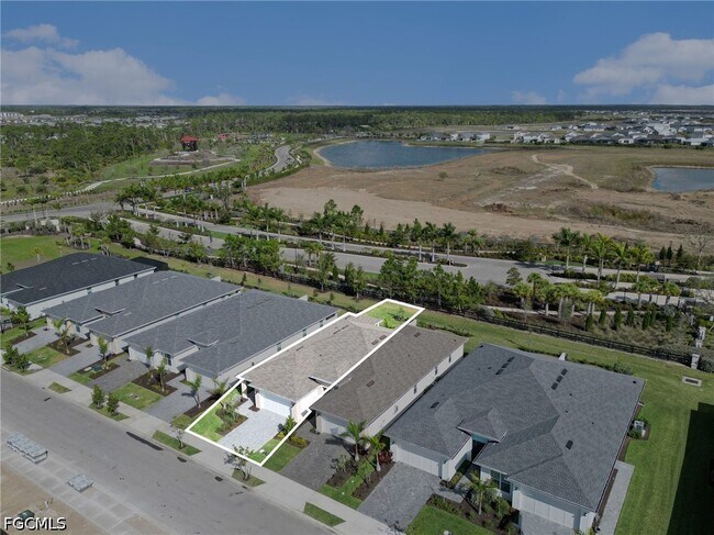 Building Photo - 44283 Panther Dr
