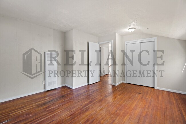 Building Photo - 4949 E Orme St