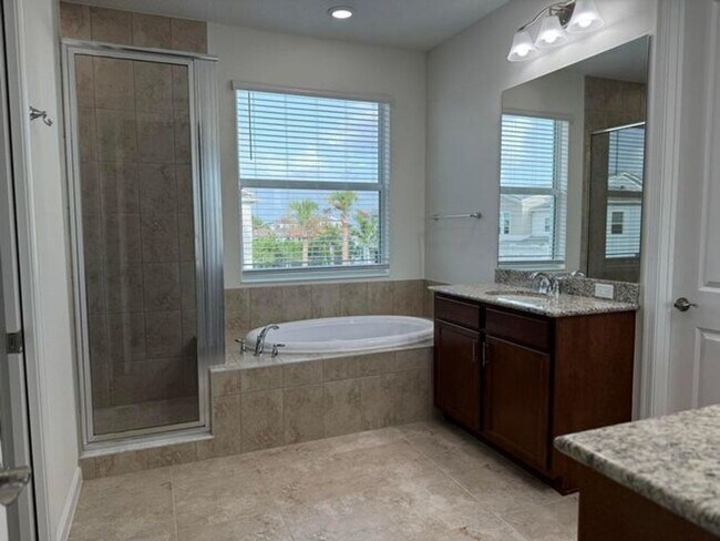 Building Photo - 16452 Millenium Ct