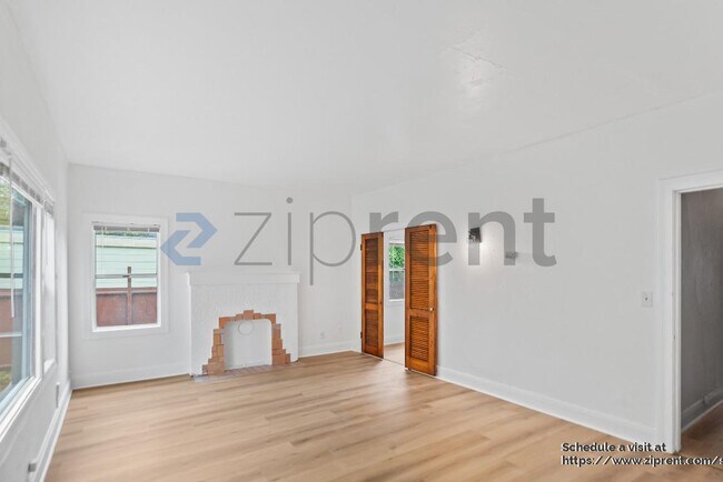 Building Photo - 2238 Seventh St