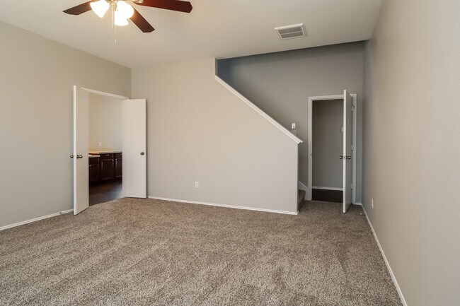 Building Photo - 8610 Sunny Gallop Dr