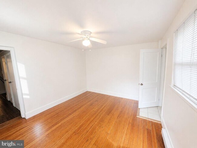 Building Photo - 2914 Poplar St