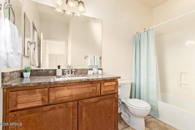 Building Photo - 6940 E Cochise Rd