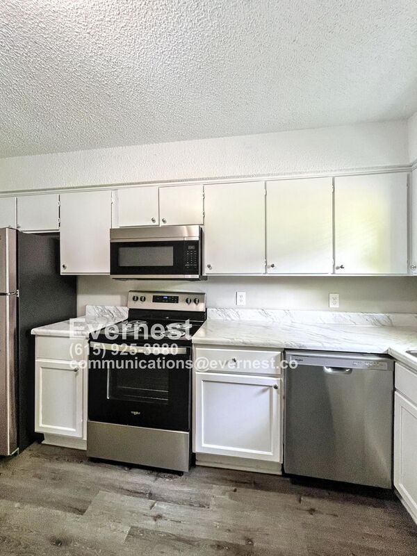 Building Photo - 1176 Sioux Terrace