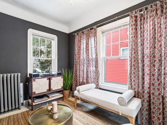 Building Photo - 3621 Silsby Rd