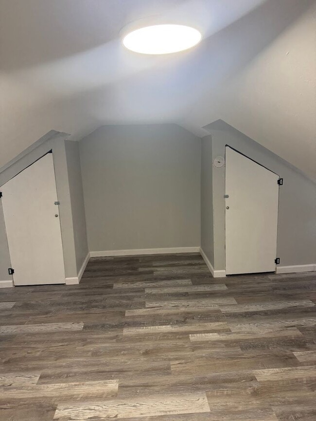 Building Photo - 25 S 9th St