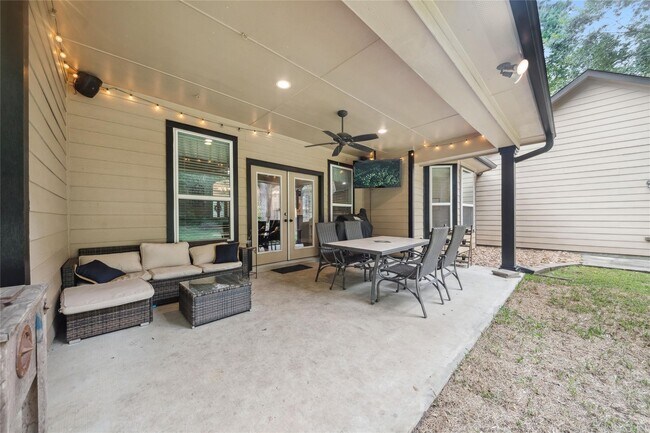 Building Photo - 226 Skipper Jack Dr