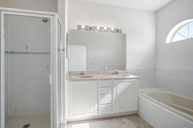 Building Photo - 17239 Chateau Pine Way