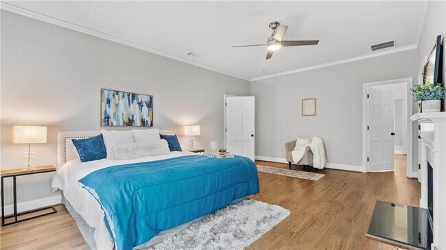 Building Photo - 3532 Paces Pl NW