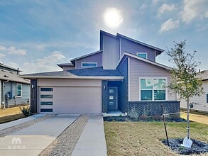 Building Photo - 13805 Lubeck Dr