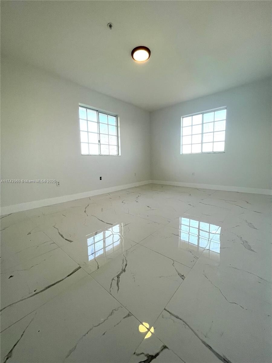 Building Photo - 17415 NW 75th Pl