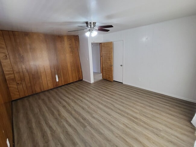 Building Photo - Beautiful Remodeled 3bd 2ba House in Wiseburn district