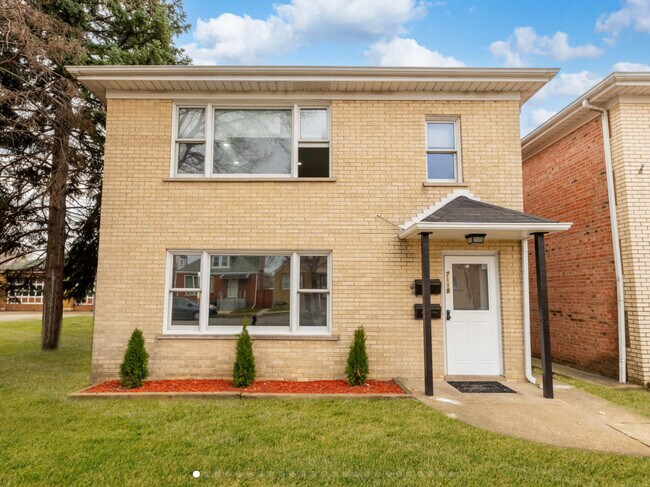 Primary Photo - 7118 16th St