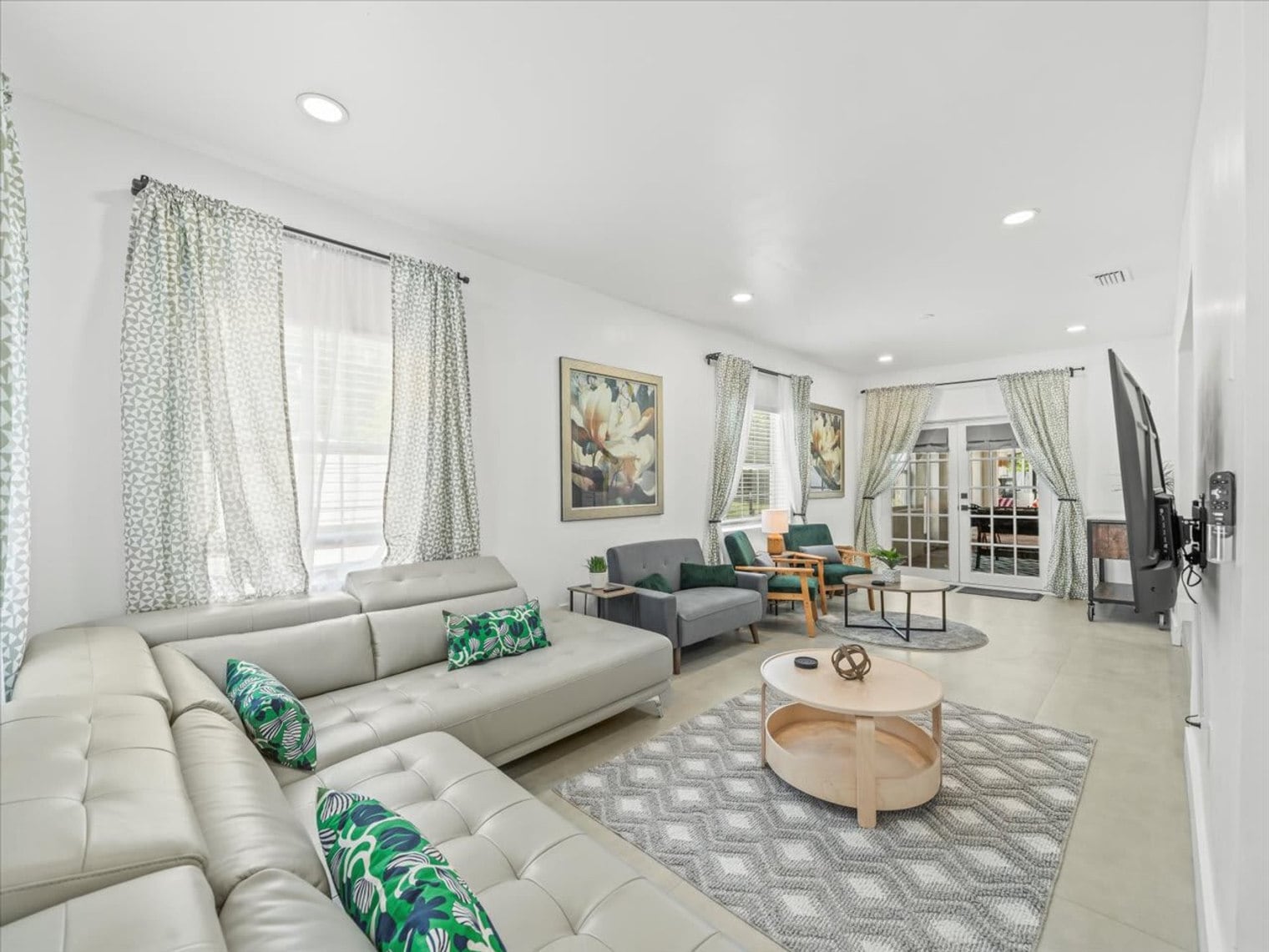 Building Photo - 3811 River Grove Ct