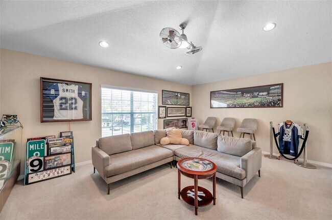 Building Photo - 11144 Oyster Bay Cir