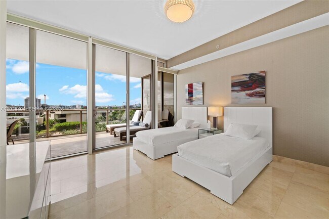 Building Photo - 9705 Collins Ave