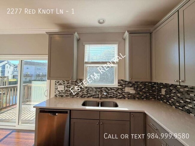 Building Photo - 2277 Red Knot Ln