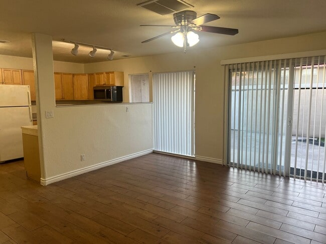Building Photo - Ready for Move In