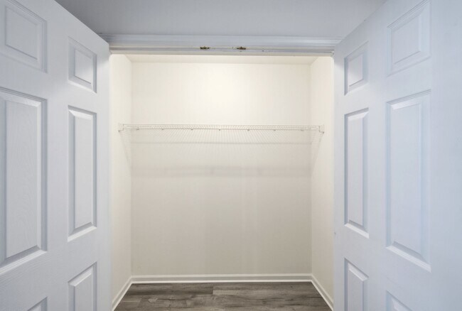 Building Photo - 1707-1709-1709 Juniper Dr