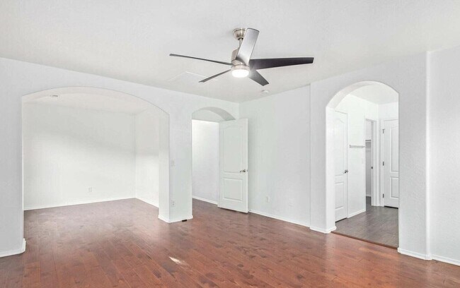 Building Photo - 17127 W Statler St