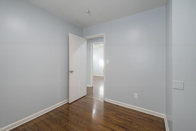 Building Photo - 13228 Ashland Ave