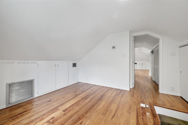 Building Photo - 285 NE 105th St