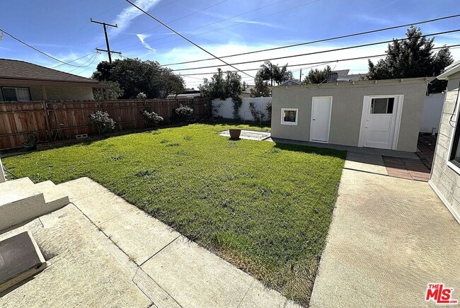 Building Photo - 5468 W 120th St