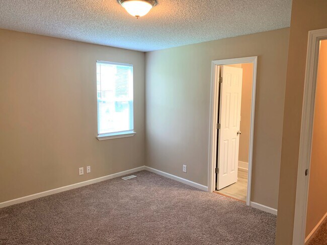 Bedroom 2 - 137 Colemont Dr