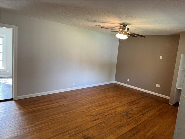 Building Photo - 7920 Findlay St