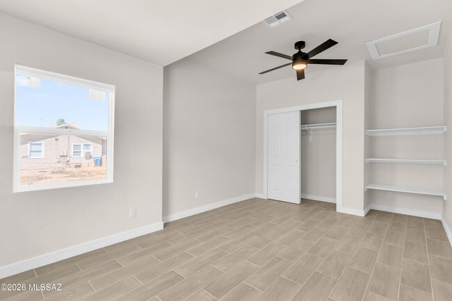 Building Photo - 815 E Drachman St