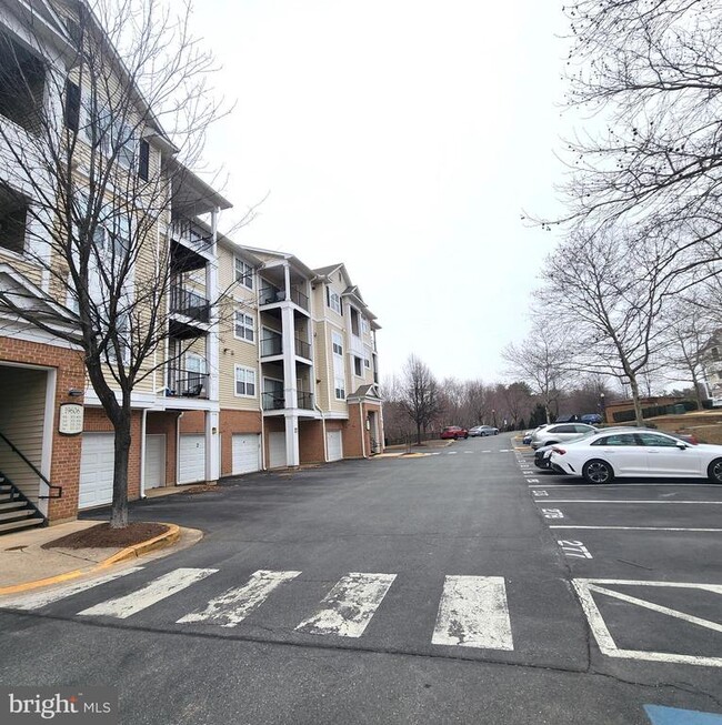 Building Photo - 19606 Galway Bay Circle