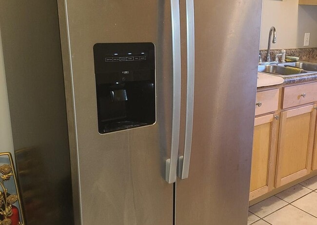 Building Photo - 7333 Amherst Ave