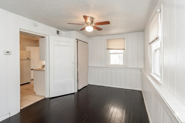Building Photo - Affordable 2-Bedroom House for Rent – St. ...