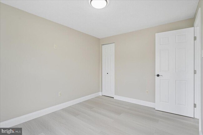 Building Photo - 1315 Danberry Dr