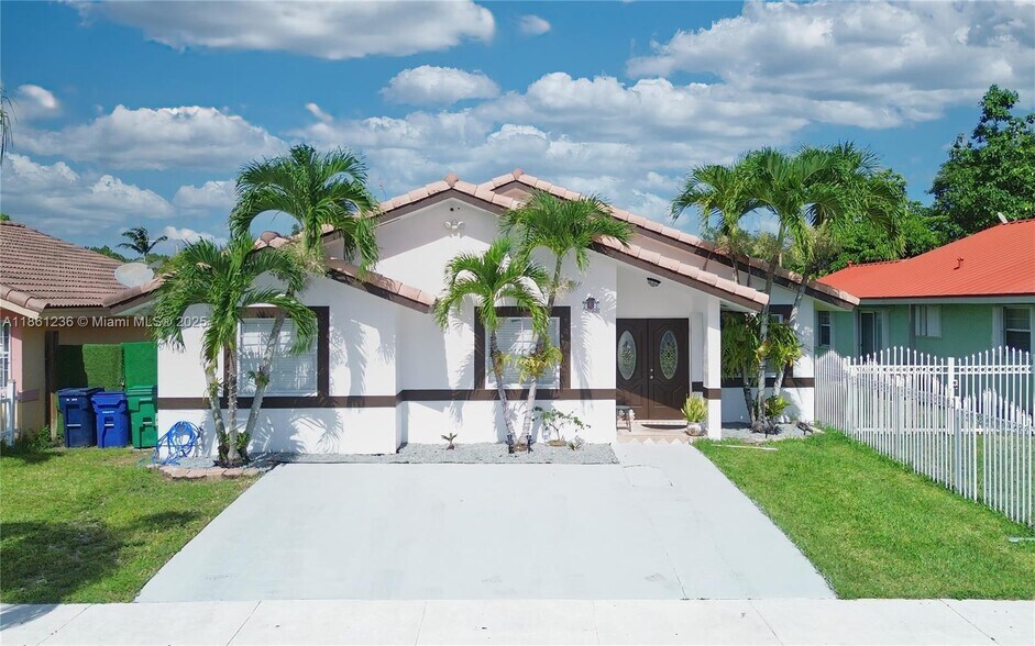 Building Photo - 18331 SW 135th Ave