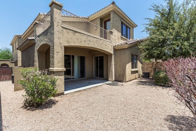 Building Photo - Beautiful Palm Valley Golf Course Home with Casita