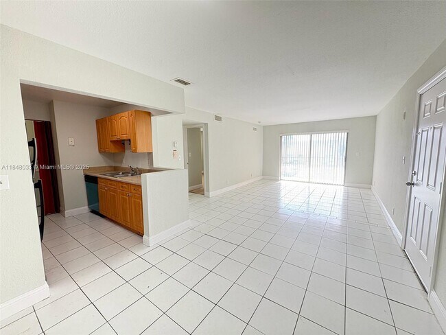 Building Photo - 2842 NW 55th Ave