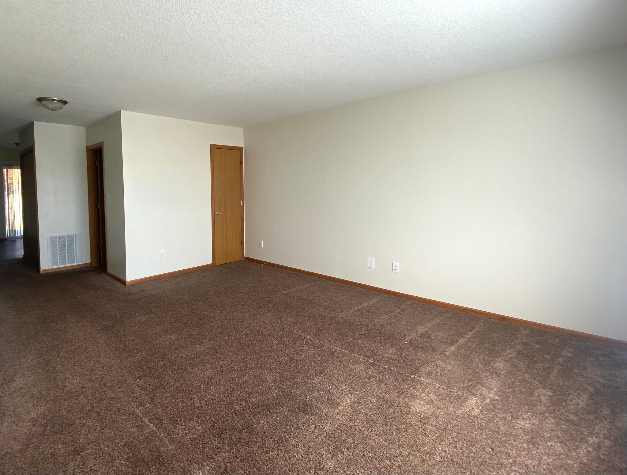 Building Photo - 1720 W Jester Park Dr