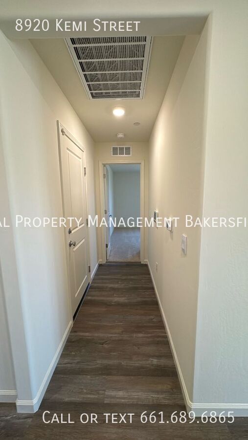 Building Photo - 8920 Kemi St