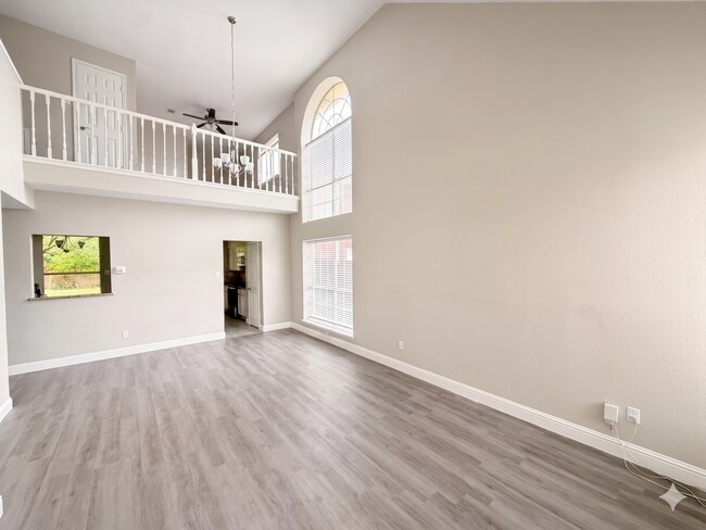 Building Photo - 6945 Hickory Creek