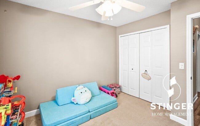 Building Photo - 16 Brindlewood Dr