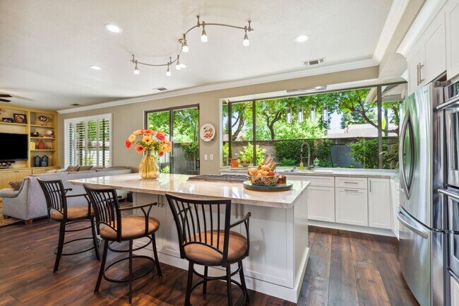 Building Photo - Coveted Crocker Grove Village in Gold River