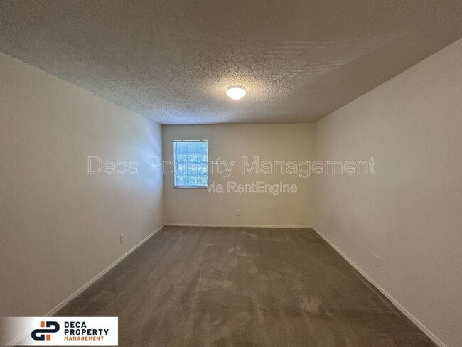 Building Photo - 10048 Squire Meadows Dr