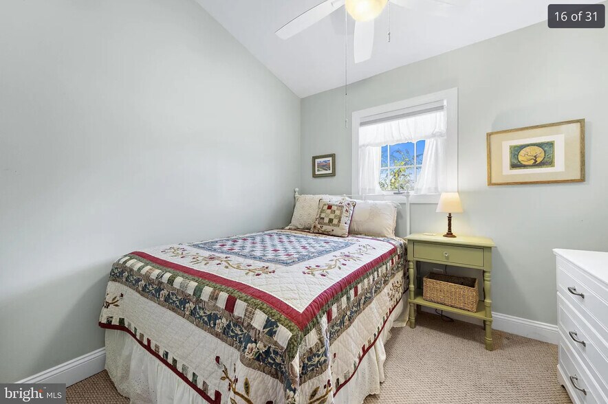 Building Photo - 52 Florence Ln