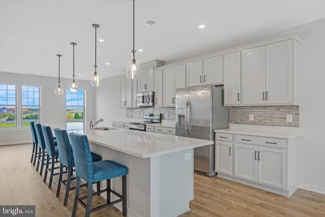 Building Photo - 222 Petite Sirah Terrace SE