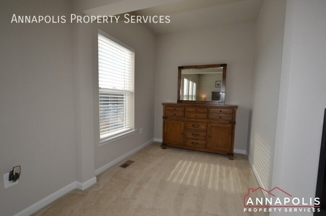 Building Photo - 533 Leftwich Ln